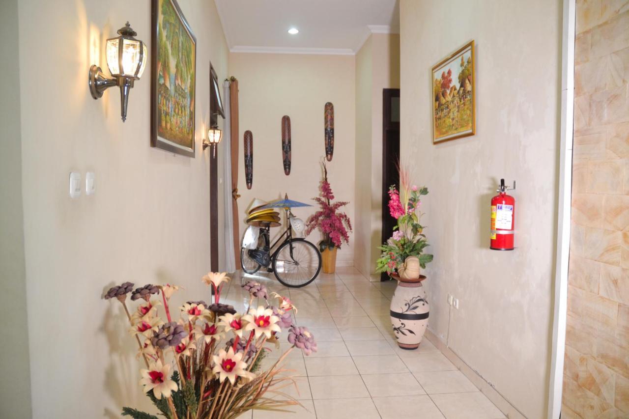 Roemah Canting Homestay Yogyakarta Exterior foto