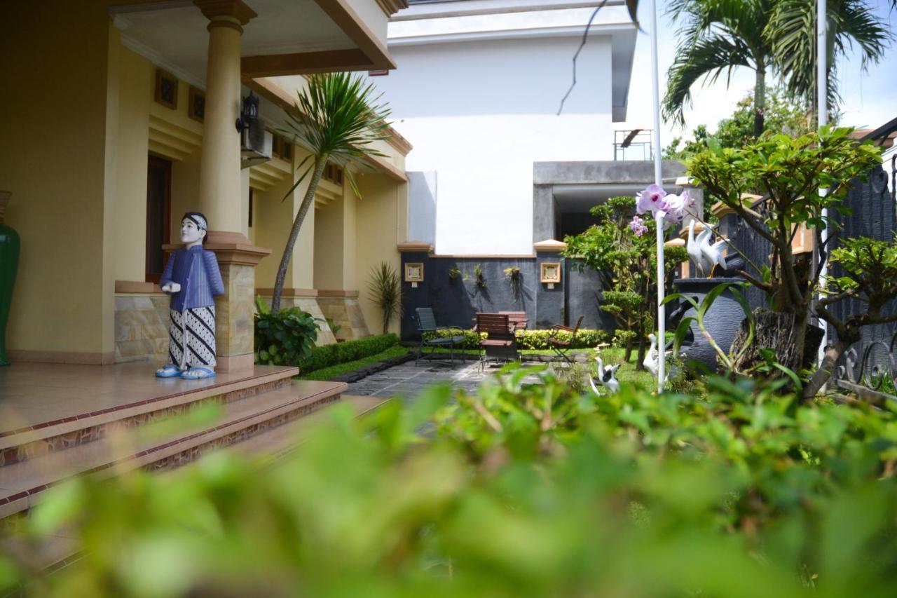 Roemah Canting Homestay Yogyakarta Exterior foto