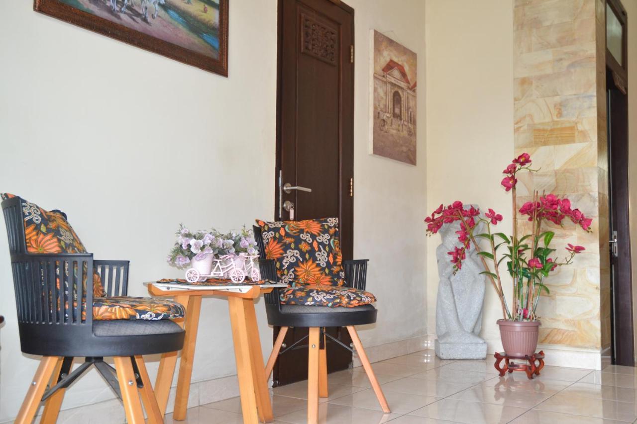 Roemah Canting Homestay Yogyakarta Exterior foto
