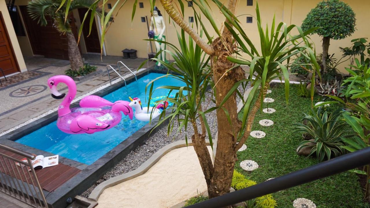 Roemah Canting Homestay Yogyakarta Exterior foto