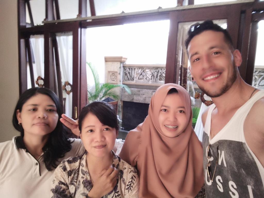 Roemah Canting Homestay Yogyakarta Exterior foto