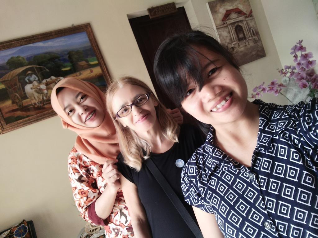 Roemah Canting Homestay Yogyakarta Exterior foto
